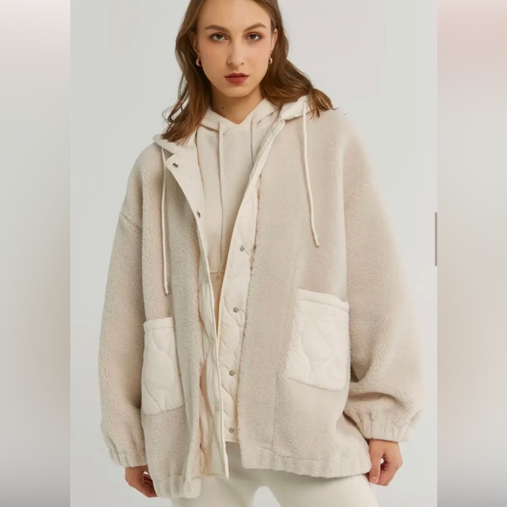NWT Gentle Herd Hooded Patchwork Jacket in Alabaster, size Medium